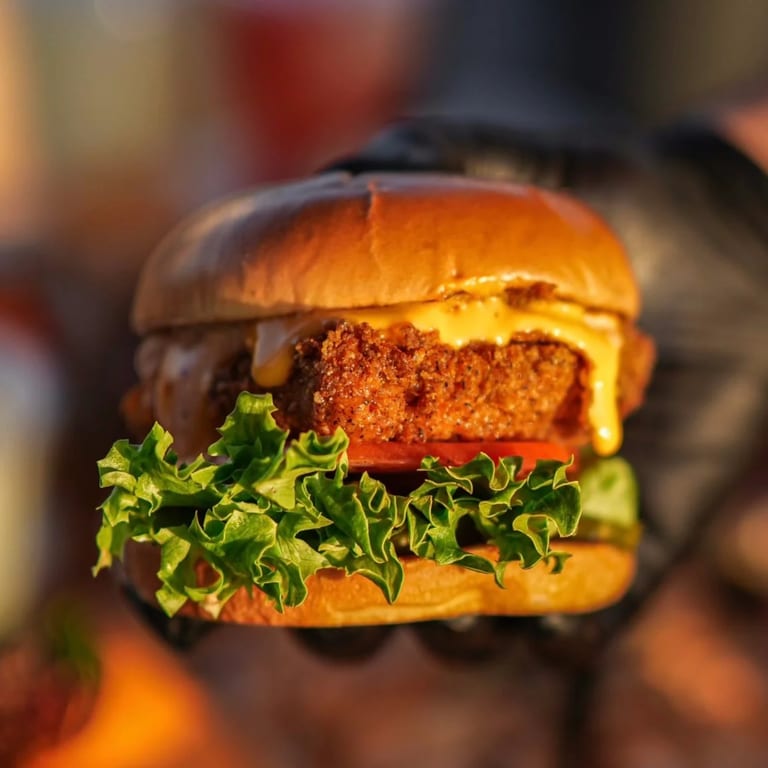 Broasted Chicken: Simply Satisfying 
